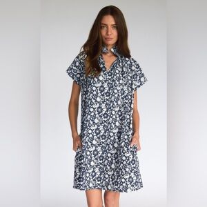 Never a Wallflower Vivki Short Sleeve Casual Cotton Dress Navy Floral Medium